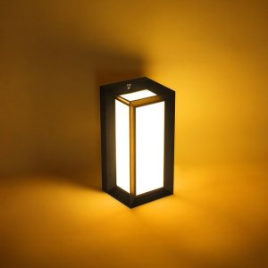 Armatür Bahçe Plastik Gövde Ultra Aplik Led 12W 3000K Sarı Işık 291