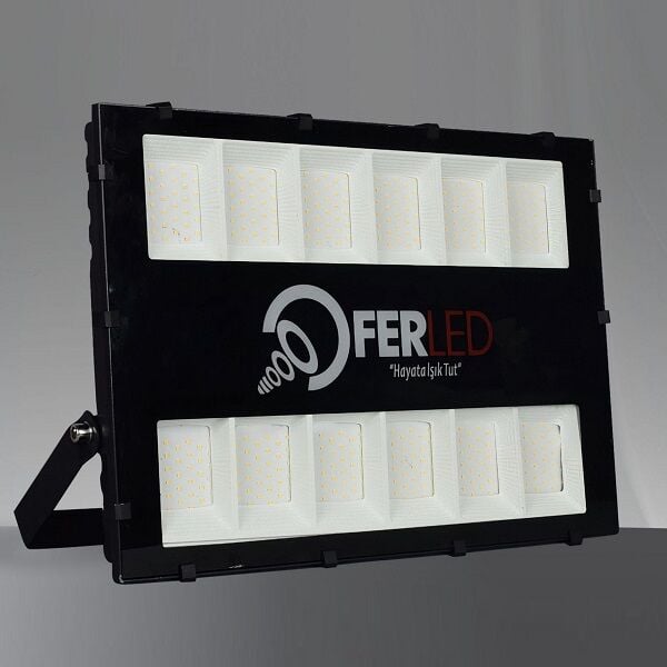 Led Armatür Ferled Projektör Slim Beyaz Işik 400W 6500K FRG4400